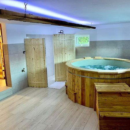 Domek Monte Black Z Jacuzzi I Sauna Finska Stronie Śląskie Екстериор снимка
